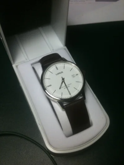 lukiczaja - #zegarkiboners #zegarki #chwalesie #zakupy w czwartek kupiony ;)



@sidh...