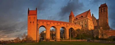 Sheena1 - Zamek w Kwidzynie
#zamki #zamkiboners #polska #architektura
