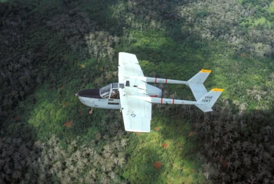 d.....4 - Cessna O-2A Skymaster

#samoloty #aircraftboners #cessna i znowu #bat21