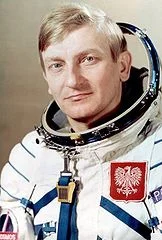 miltschek - @ShamblerWykop: Jest jeden kosmonauta :)
