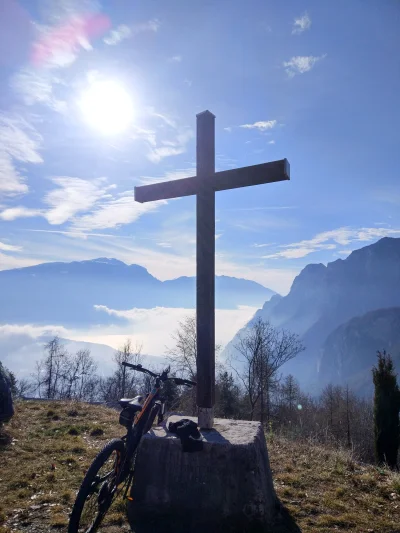 qjot - Zrobione pierwsze 50km w tym roku, co prawda z elektrykiem, ale ponad 1.5km po...