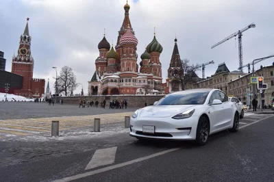 anon-anon - Tesle Model 3 na Placu Czerwonym rozdają!

FILMIK z jazdy po Moskwie

...