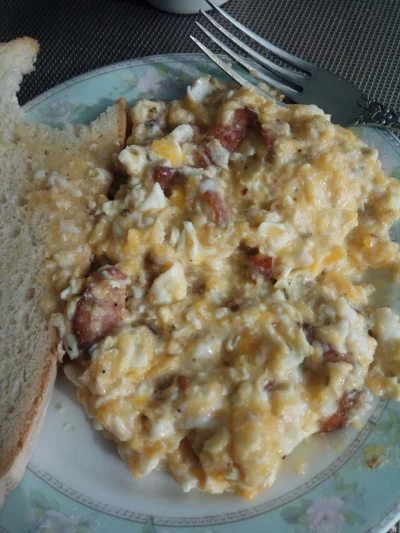 I.....i - U mnie jajka z kiełbasą na śniadanie, a u was?
#sniadanie #foodporn #jajecz...