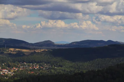 t.....j - Jest sprawa: szukam kolegów...

A tak na serio:
Mamy siatkówkę, koszyków...