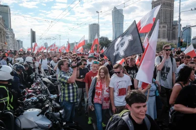 Edeadmotion - były też wyrazy sympatii w kierunku tych, z którymi powstańcy walczyli ...