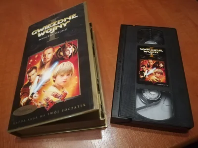 Trast - #gimbynieznajo #nostalagia #starwars
Moja pierwsza kaseta VHS (｡◕‿‿◕｡)