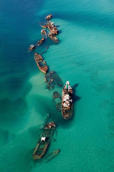 Inspirations - Wraki statków w pobliżu trójkąta Bermudzkiego.

#statki #fotografia