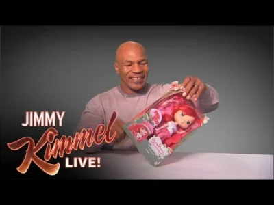 W.....R - Mike Tyson stara się wydostać zabawkę z pudełka dx
#tyson