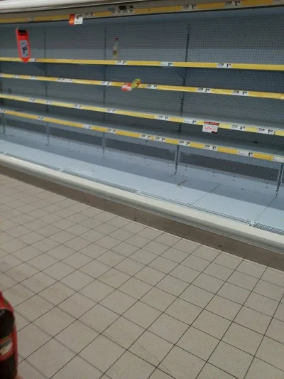 Badon - Gdy szedłem rano po zakupy do #biedronka okazało się, że wszystkie lodówki są...