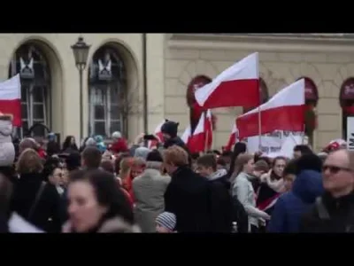 ECONOMISTE - Jaka jest różnica między Wrocławiem, a Warszawą? 
We Wrocławiu patrioci...