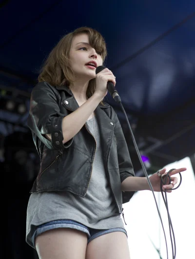 L.....t - #laurenmayberry #ladnapani