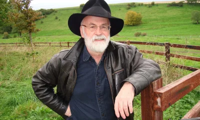 Niedowiarek - Dysk twardy zawierający niedokończone dzieła Terry'ego Pratchetta zosta...