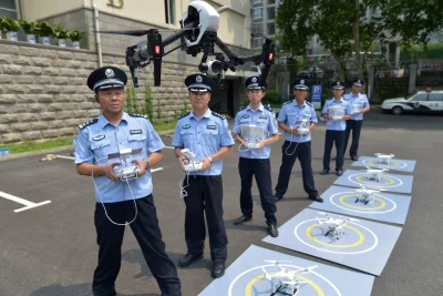 Jon_Jones - Policja w Nanjing w prowincji Jangsu uruchomiła pilotażowy program "dron ...