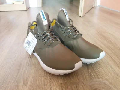 horhando - sprzedam buty adidas Tubular Runner w kolorystyce Dark Cargo rozmiar 9US
...