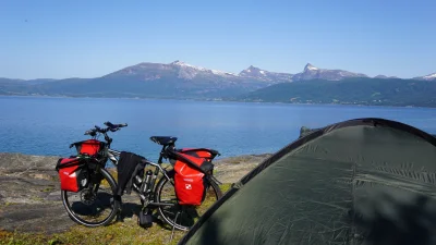 Jonn - Pierwszy nocleg w Norwegii. #podroze #rower #namiot #norwegia
