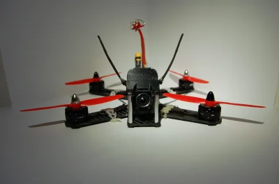 psposki - #drondinozaura v2 
#budujedrona

f3 racing
EMAX MT2204 II 2300KV 
ZTW ...