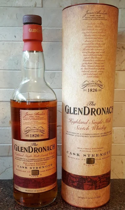 tranc - GlenDronach Cask Strength Batch 5. Highland single malt. Moc 55.3% ABV. Bez k...