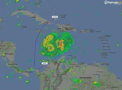 SzaniecAlfa - #flightradar24
 Lufthansa and Air France each working their way around ...