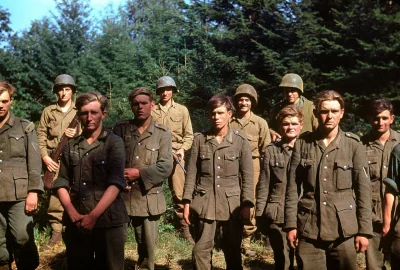 N.....i - #historia



Pojmanie niemieckich żołnierzy, Normandia 1944. Zwróćcie uwagę...