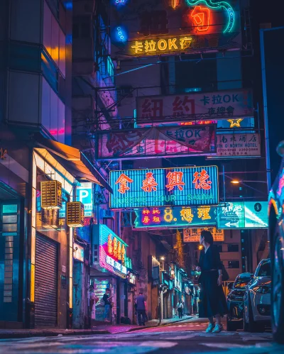 ciezka_rozkmina - A street in Hong Kong at night
##!$%@? #miastonoca #cityporn #neon...
