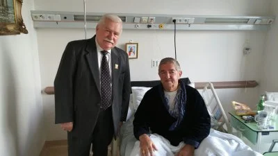 lechwalesa - Odwiedziny w szpitalu .Arcybiskup wraca do zdrowia