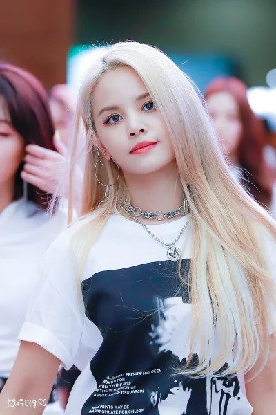 M.....m - #sorn #clc #koreanka #tajka #azjatki #ladnapani