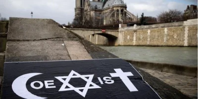 Blackman - WYKOP: Francja ulegnie islamowi? Muzułmanie chcą podzielić się kościołami ...