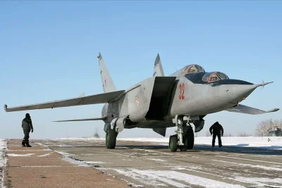 t.....m - Majestatyczny MiG-25 Foxbat
SPOILER

#fotografia #lotnictwo #aircraftboners...