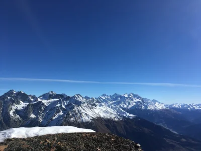 pine - I widok na najwyższe szczyty Kaukazu, szchara, dychtau, kosztan tau, dżangitau
