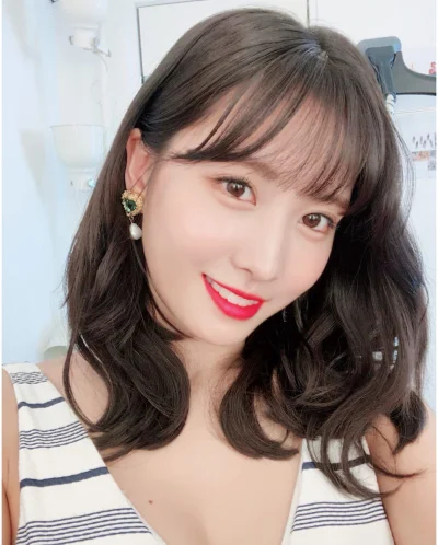 XKHYCCB2dX - #momo #twice
#koreanka #japonka