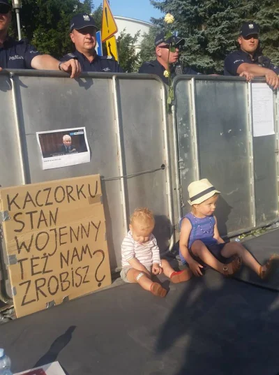 donpokemon - #Warszawa #sadnajwyzszy #demonstracja #polityka