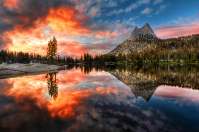 Y.....r - Cathedral Lake, Yosemite National Park, California, USA

#earthporn #foto...