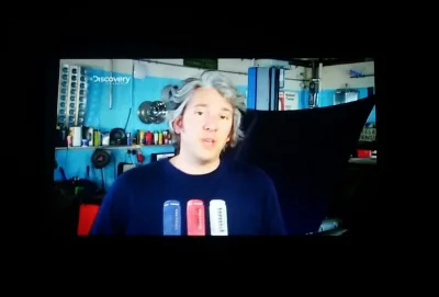 Finesta - Edd China zawsze na propsie. 
#motoryzacja #faniczterechkolek