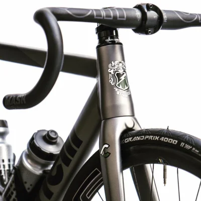 u.....r - > The Cinelli MASH Bolt frame set will make an appearance in 2016. Stay tun...