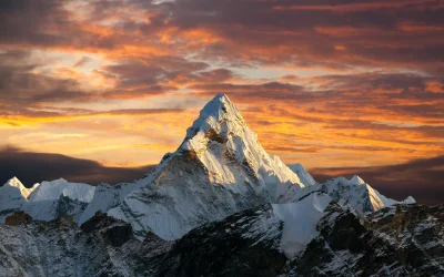 k.....z - Jak nazywa się ten szczyt? #gory #alpinizm #goryboners