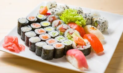 Jakub00123 - NIGDY NIE BYŁO SUSHI U DANIELA TO MOŻE BYĆ CIEKAWE BO POWIE ŻE NIE LUBI ...