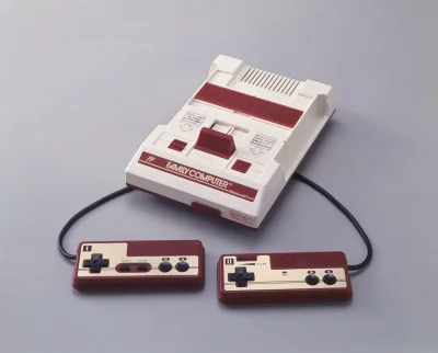 b.....n - @maledorak: wygląda jak oryginalny Famicom. Ale tamten miał czerwone elemen...