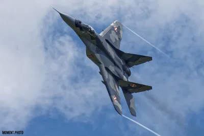 MomentPhoto - #mojezdjecie #mig29 #fulcrum #aircraftboners #samoloty #moment