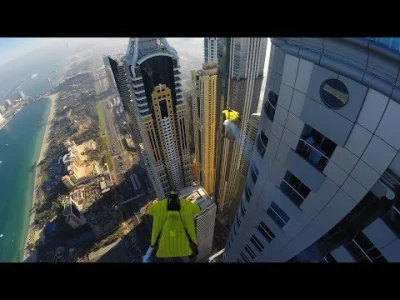 Mesk - @starnak: http://www.wykop.pl/link/3388113/wingsuit-miedzy-drapaczami-chmur-w-...