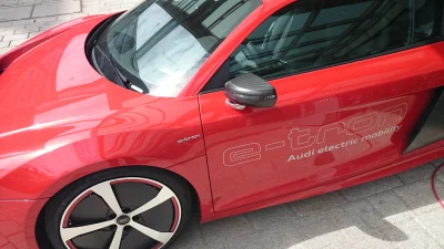 Tapirro - #motoryzacja #carboners Nareszcie udało nam się dorwać #audi R8 e-tron! Ład...