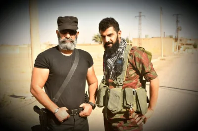 2.....r - @Centurion1488: ma syna który też walczy w Deir ez Zor. Tutaj z ojcem ( ͡° ...