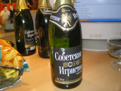 FrasierCrane - Po co jechać do Francji po szampana, skoro w każdym sklepie jest Igris...