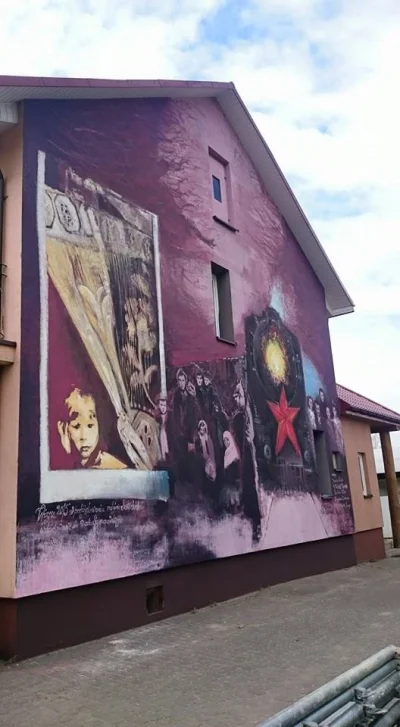 BJXSTR - #mural z #wizna dot. wywózek obywateli na Sybir już po rozłożeniu rusztowań....