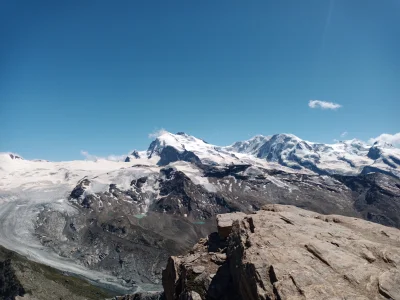 manedhel - Masyw Monte Rosa i Lyskamm z najwyższym szczytem Szwajcarii Dufourspitze
