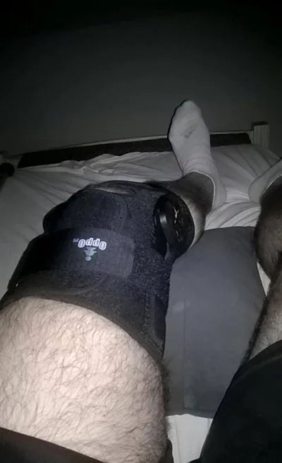 AnyColourYouLike - @metaxy: 
Niestety - leczę skręcone kolano. Powrót koniec paździe...