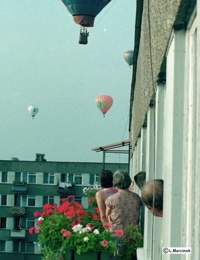 1z10 - #kiedystobylo #balon #90s #lublin 
Mordo jak tam zdrowie? 
Konkursy balonów....