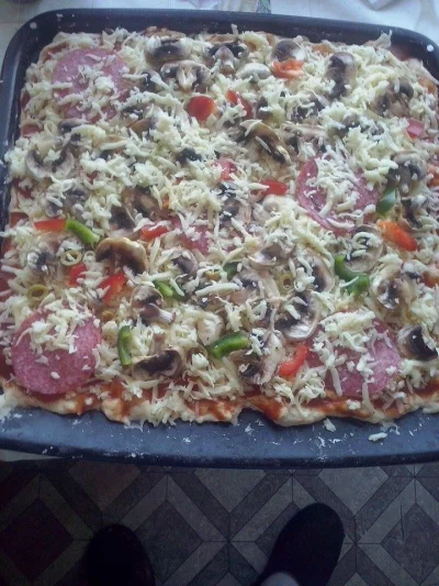 R.....e - Moja first time #pizza ciasto z przepisu @Swallow25 jeszcze raz dzięki ( ͡°...