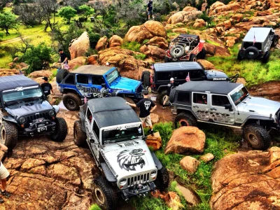 quiksilver - Off road parking 

#jeep #offroad #adventure