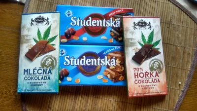 asd1asd - Przyjechał znajomy to wziąłem. :D
#czekolada #studentska #slodycze