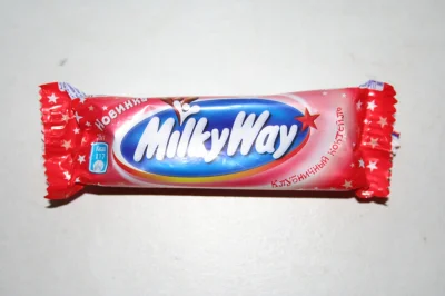 Urtah - @PiesStoiPodDrzwiami: truskawkowy milkyway [*]